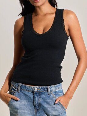 Klassy Network Full Length Cotton V-Neck Black Lace Bra Top Small